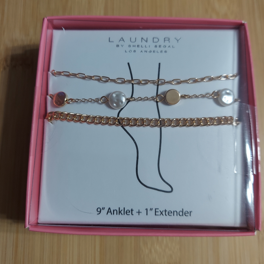 Laundry-Shelli Segal Polished Gold ToneSet Of 3 Ankle Bracelet Set 24$